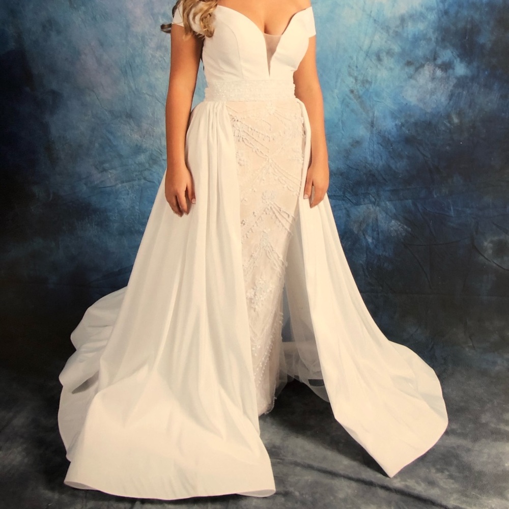 White Tarik Ediz formal gown with train